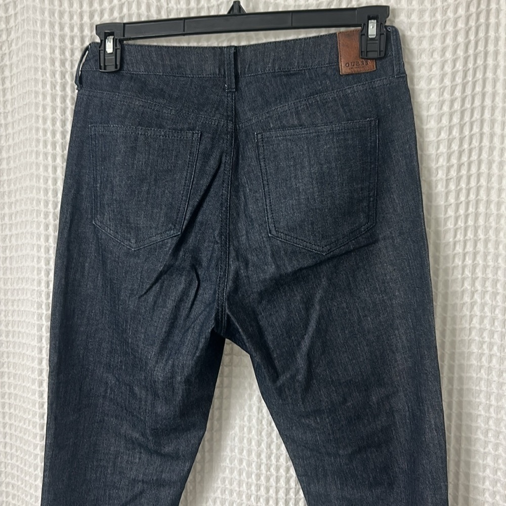 Guess Retro High Rise Embroidered Raw Hem Jeans Size 29 Denim - Picture 5 of 8